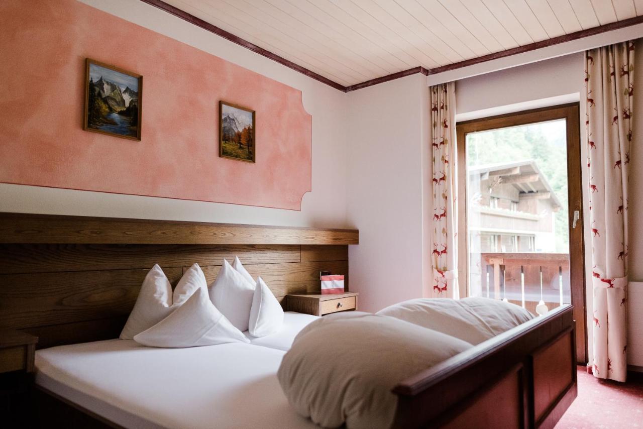 Das Naturhotel Die Eng Hinterriss Luaran gambar